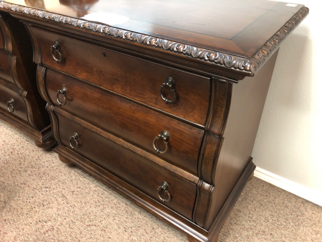 Universal Night Stand
