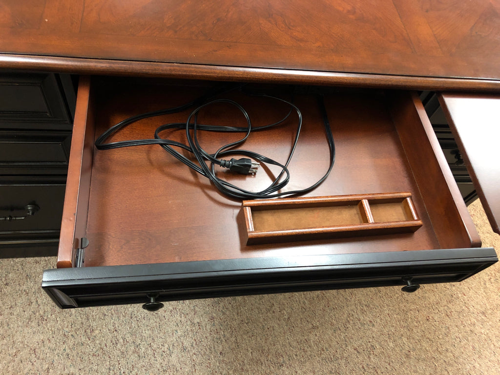 Executive Desk (from Haverty's)