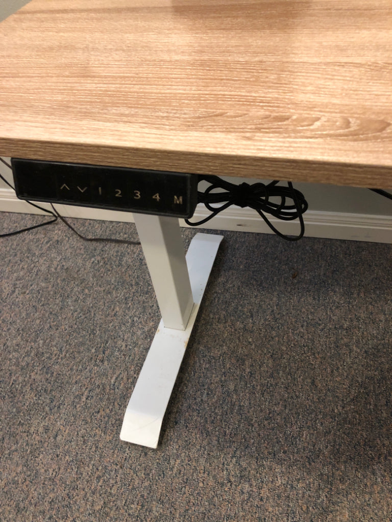 Adjustable Computer Desk
