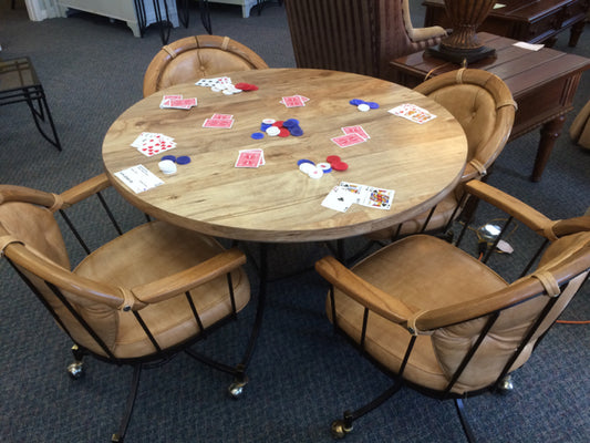 Game Table/4 Chairs