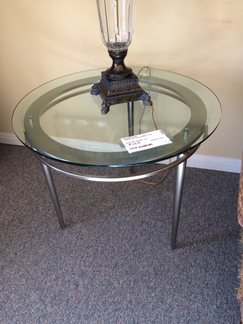 End Table w/Glass Top